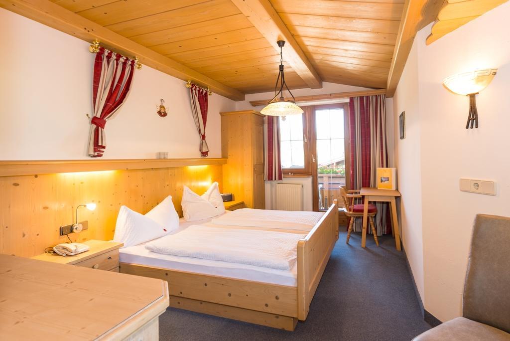 Hotel Landhaus Marchfeld 奥伯劳 外观 照片
