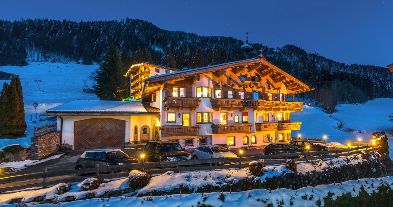 Hotel Landhaus Marchfeld 奥伯劳 外观 照片