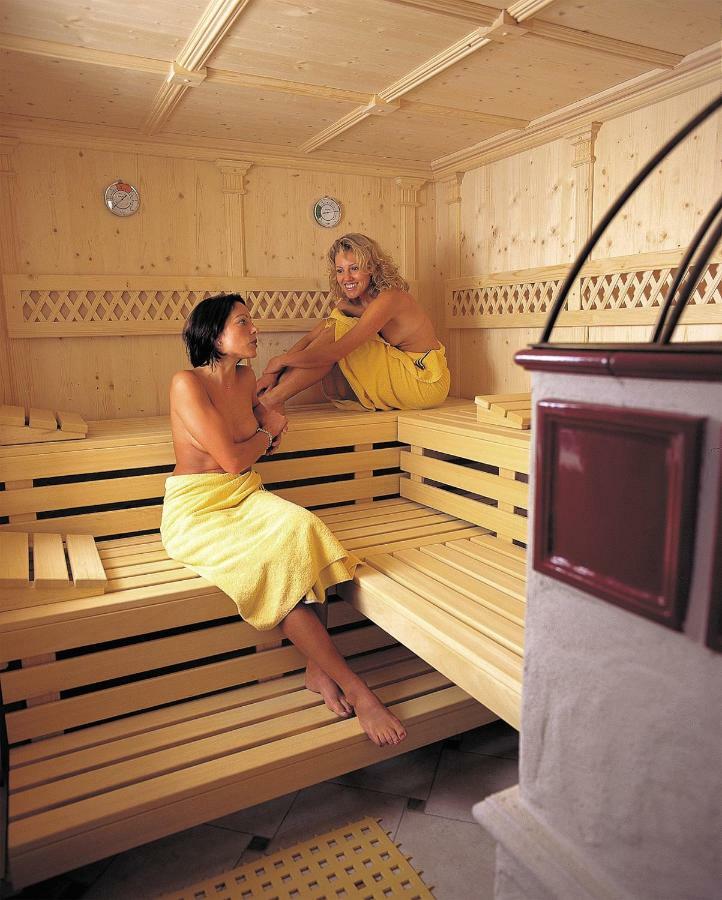 Hotel Landhaus Marchfeld 奥伯劳 外观 照片